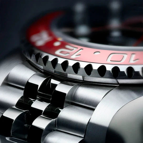 Pagani Design Pantheon Red - Mettz Signature